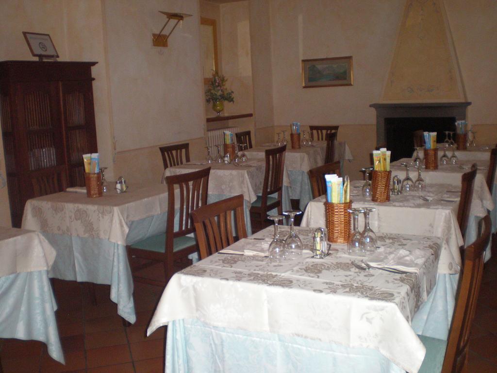 Albergo Ristorante Aquila Sulzano Zewnętrze zdjęcie